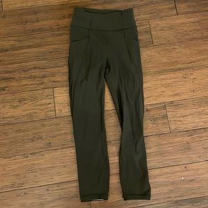 Lululemon Invigorate Leggings 25”